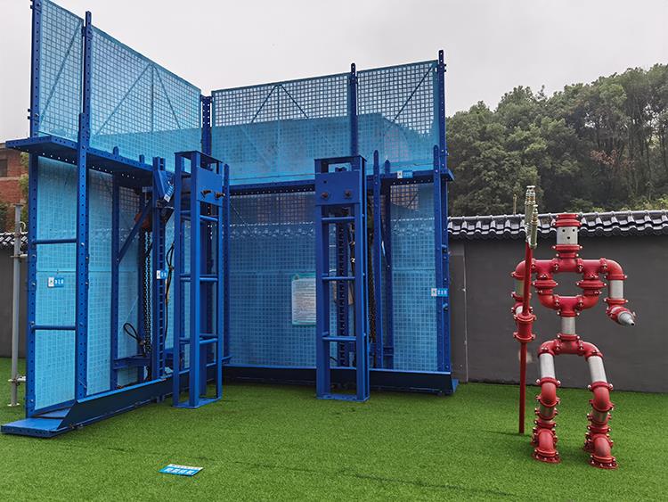 施工爬架、消防管機器人